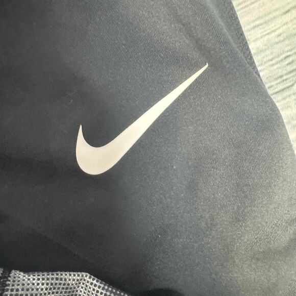 Nike Pro Compression Athletic Crop Black Leggings Pants Sm - Picture 2 of 4